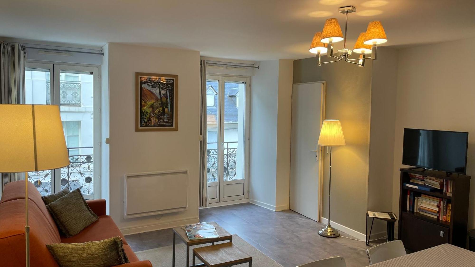 Residence Poste & Golf, Appartement Pour 4 Personnes Au Coeur De Luchon Bagneres-de-Luchon Exterior photo